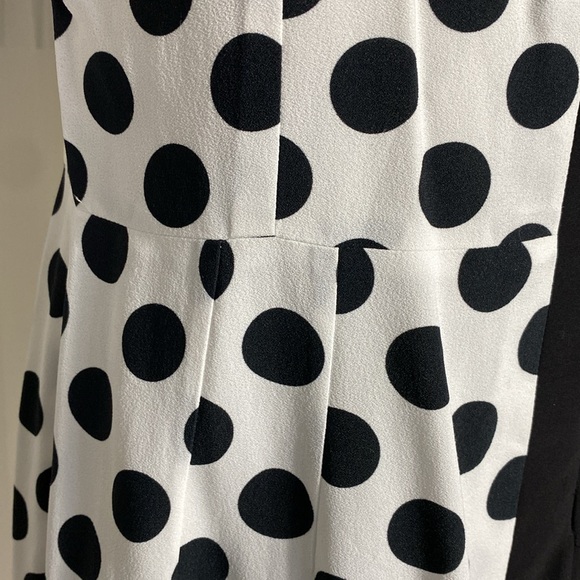 REDUCED💝 Dolce Gabbana black polka dots dress on a off white background! - Picture 7 of 17